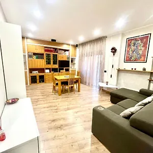 https://15-min-colosseo-2-casa-di-micca.it-romehotels.com